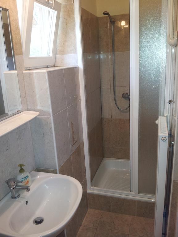 Antal Apartmanok Zalakaros Szoba fotó