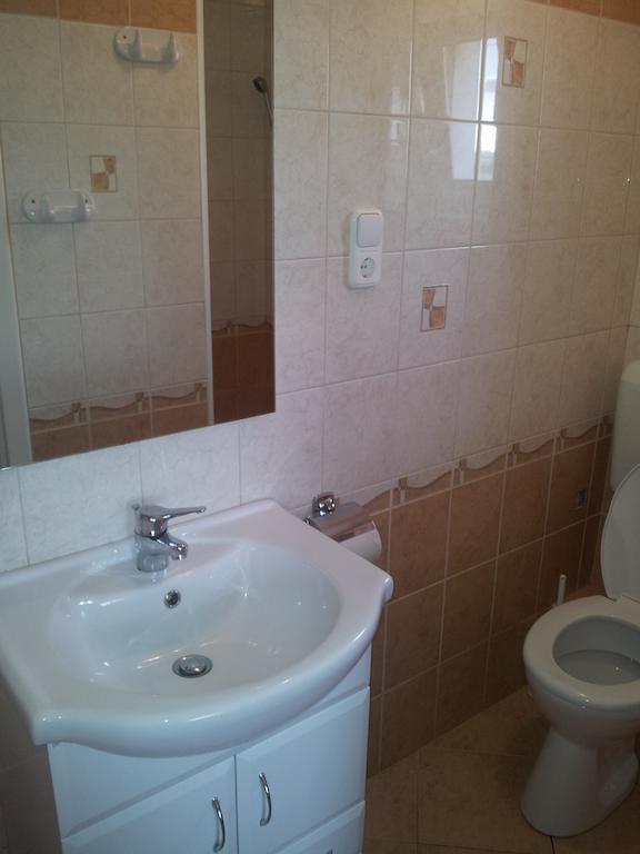 Antal Apartmanok Zalakaros Szoba fotó